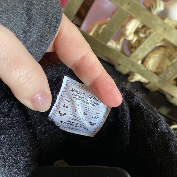 Roxy shoes - Picture 7 of 8